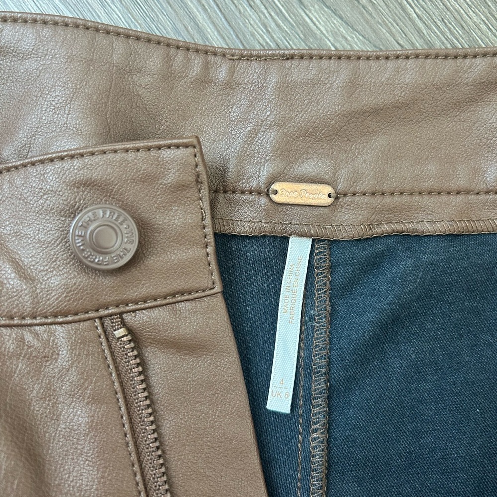 Free People Sasha Kick Crop Vegan Leather Pants - Size 4 - Picture 4 of 7